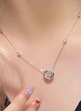 莫比乌斯圆环三秒心动项链轻奢小众高级感锁骨链个性气质时尚项饰