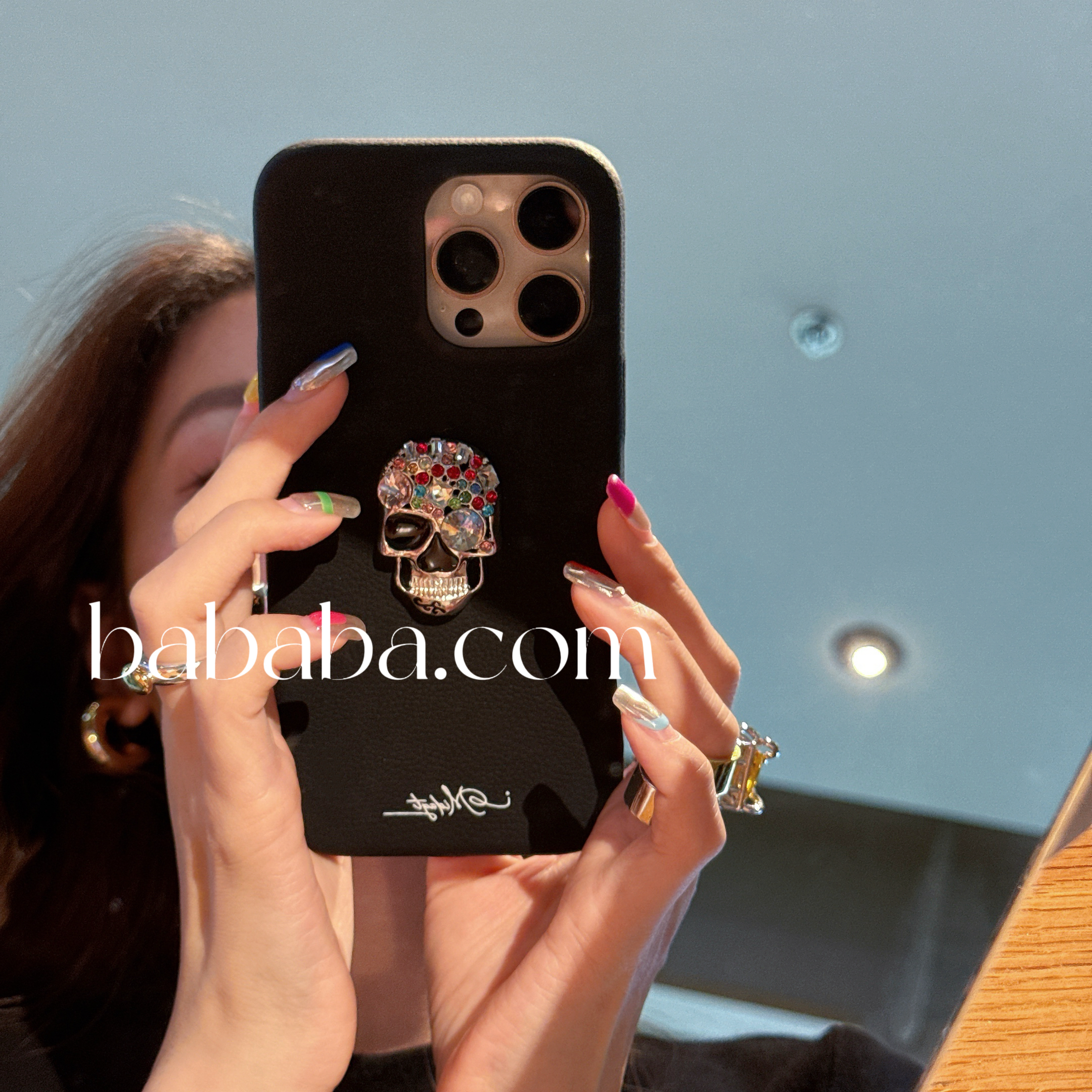 高级感闪钻骷髅头适用iPhone17ProMax手机壳苹果15/16Pro保护套14pm女款13气质个性创意小众12全包皮质防摔潮 - 图1