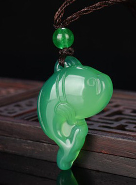 玛瑙玉髓挂件男女款项链吊坠