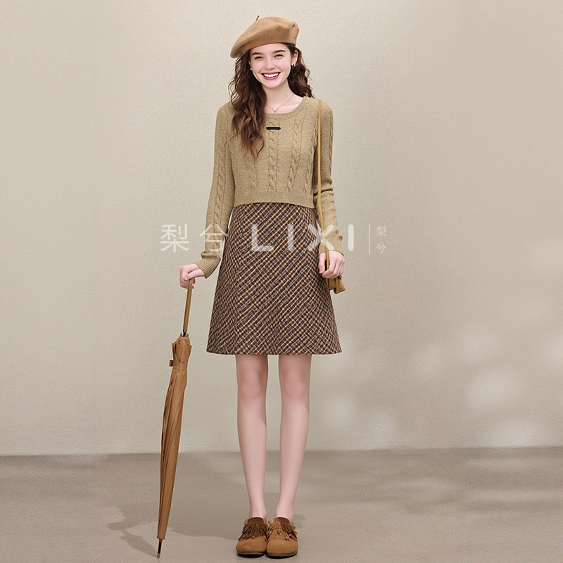 专柜同款复古麻花纹套头长袖毛衣格子毛呢吊带连衣裙两件套套装裙,淘宝优惠券,粉丝福利购,淘宝优惠卷