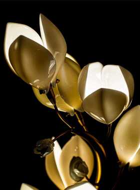 【本尼家】高温陶瓷玉兰花触摸台灯瓷镶纯铜设计家用创意床头灯