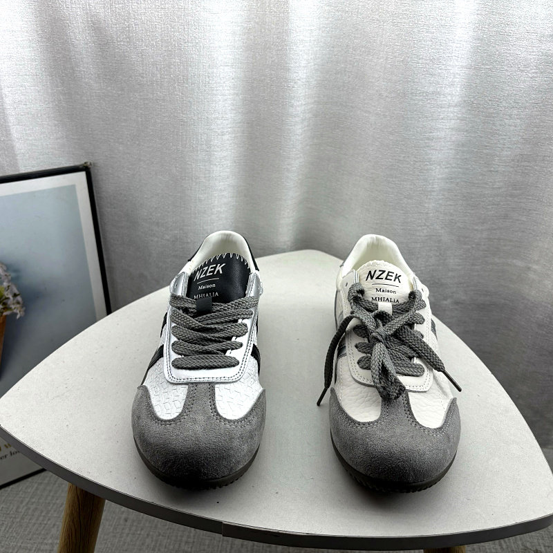 2026春季新款女鞋超纤平底休闲深口系带舒适百搭软底透气女单鞋,淘宝优惠券,粉丝福利购,淘宝优惠卷