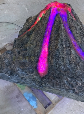 春风得意玻璃钢雕塑制作