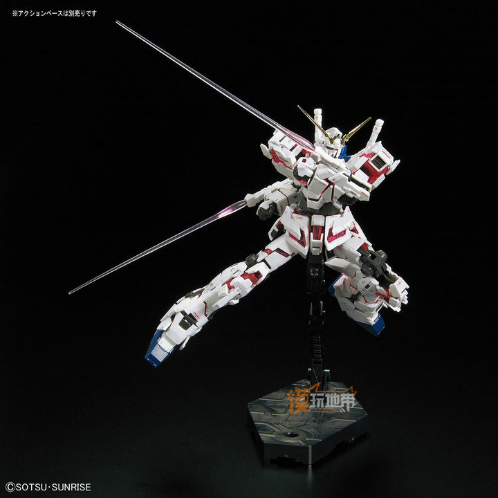 现货 万代 RG 25 1/144 RX-0 独角兽高达 拼装模型