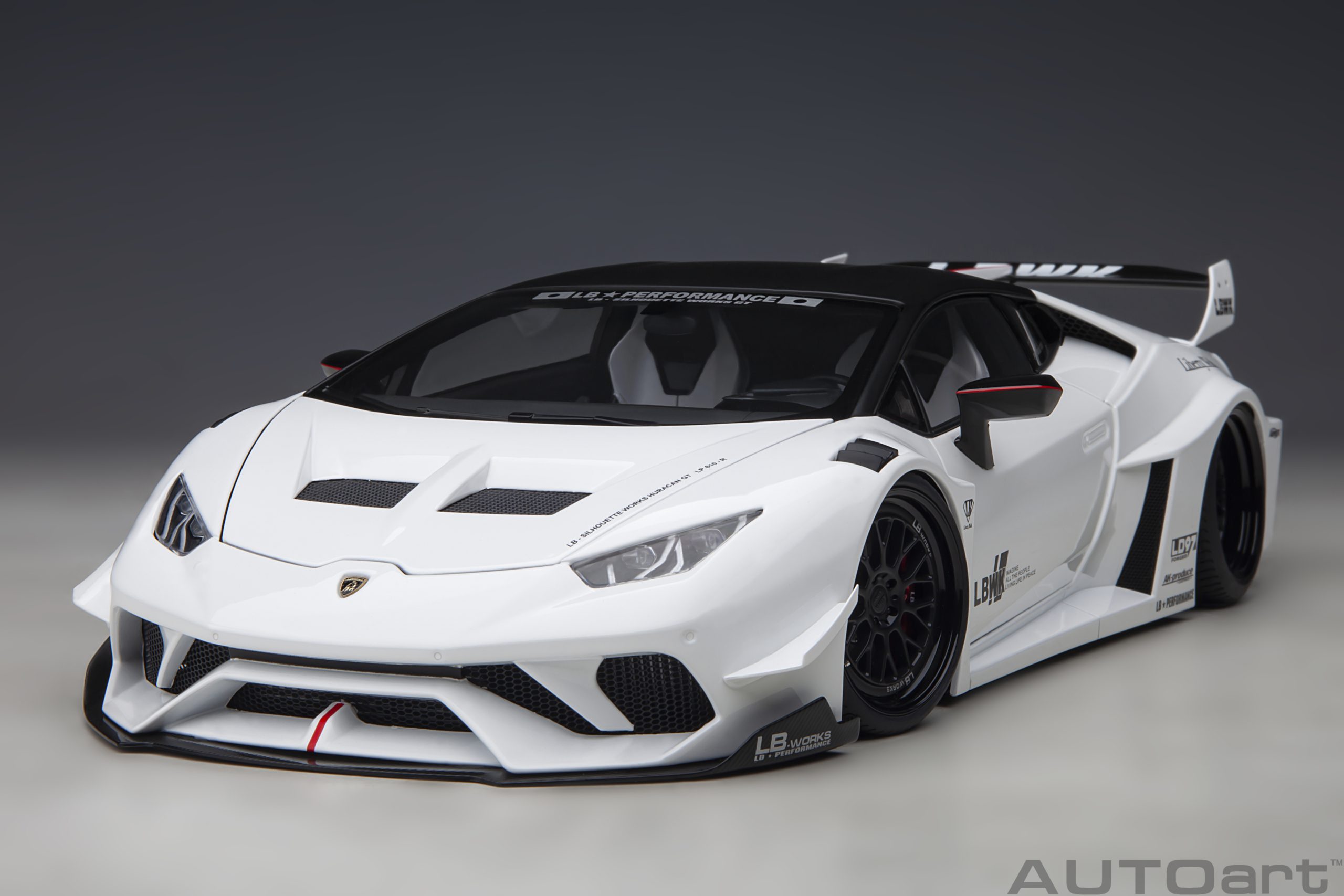 Autoart奥拓 1:18 兰博基尼LIBERTY WALK LB HURACAN  GT汽车模型 - 图1