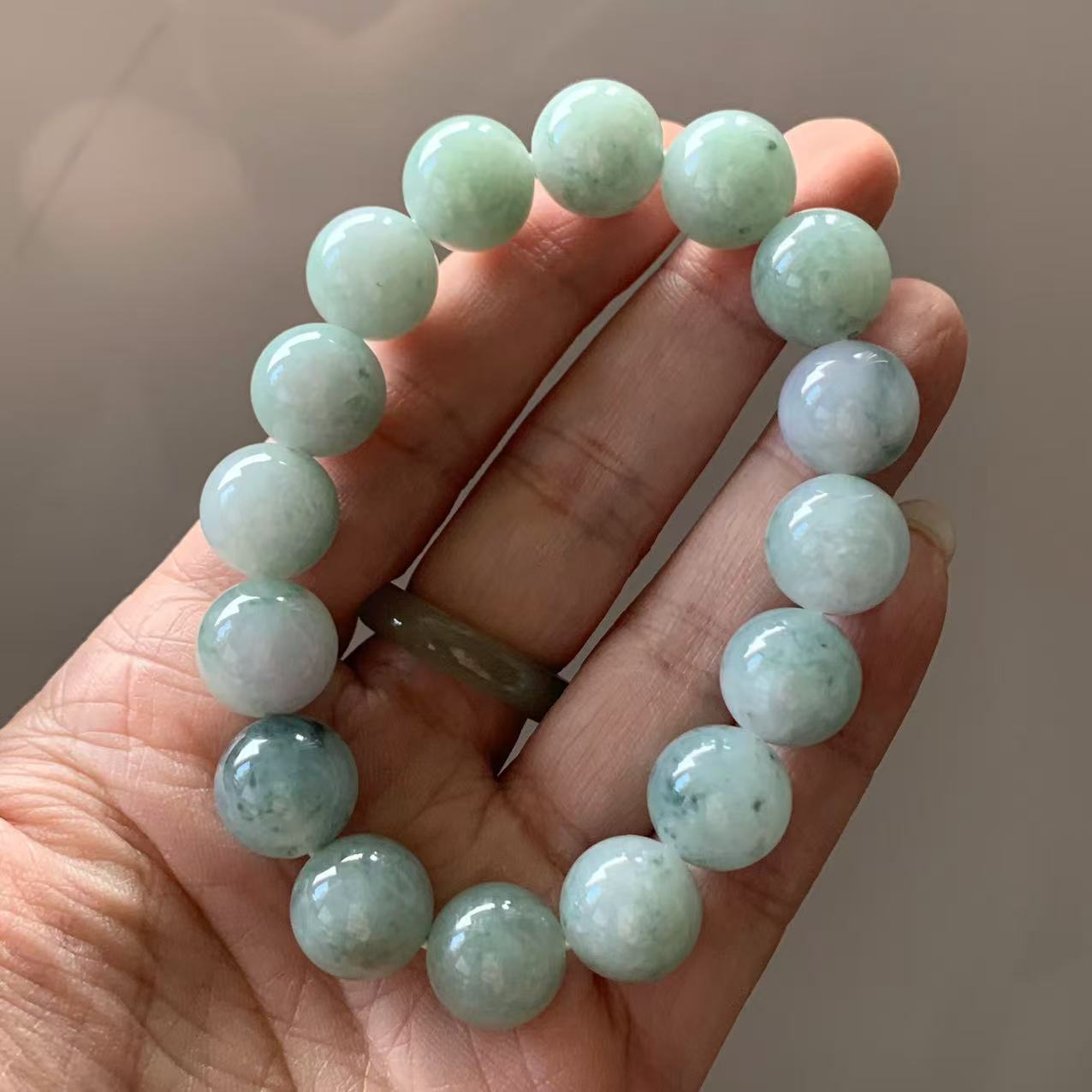 缅甸玉缅甸天然A货翡翠手串蓝色淡紫飘花圆珠手串13.6mm一物一证 - 图2