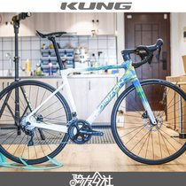 The attacking team KUNG FEO All-in-the-line integrated the hand-painted coating carbon fiber road car disc brake carbon frame carbon