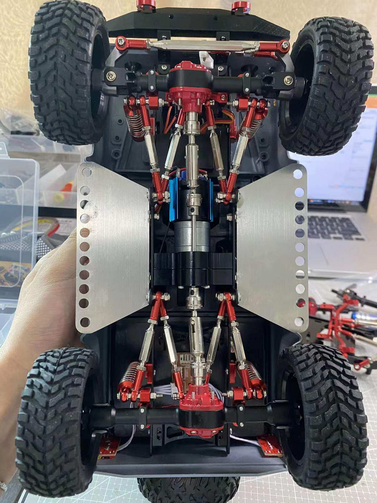 莽牛D90改装升级MN99S金属配件传动轴370金属波箱件避震拉杆桥壳,淘宝优惠券,粉丝福利购,淘宝优惠卷