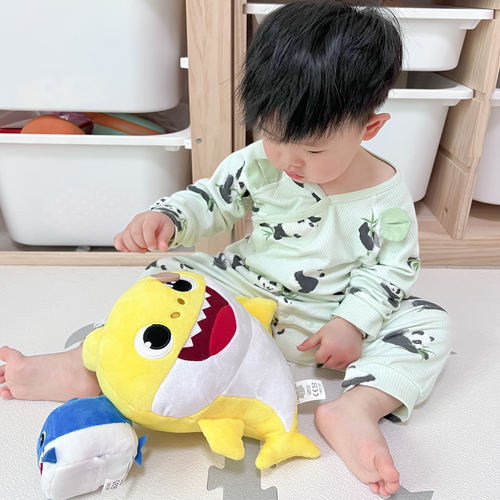 碰碰狐baby shark动画鲨鱼宝宝一家族玩具早教音乐娃娃毛绒公仔 - 图2