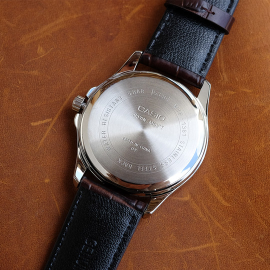 Casio leather strap calendar business style waterproof watch