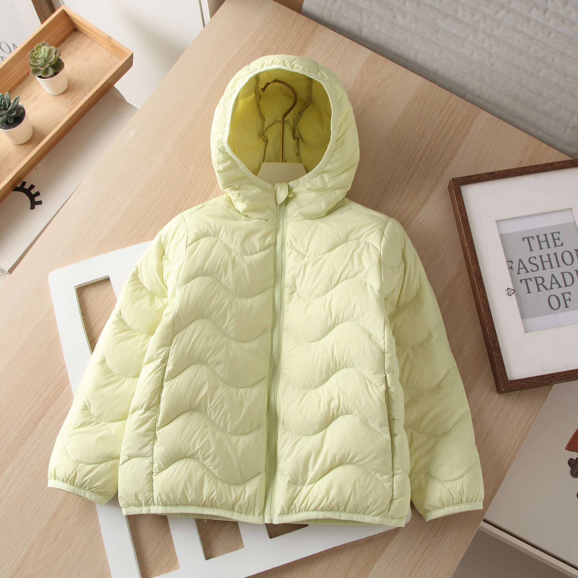 温暖轻盈 休闲百搭男女童连帽90白鸭绒服儿童轻薄羽绒服外套上衣 - 图0