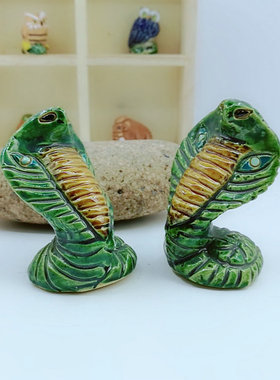 陶瓷生肖蛇风水小摆件现代工艺品