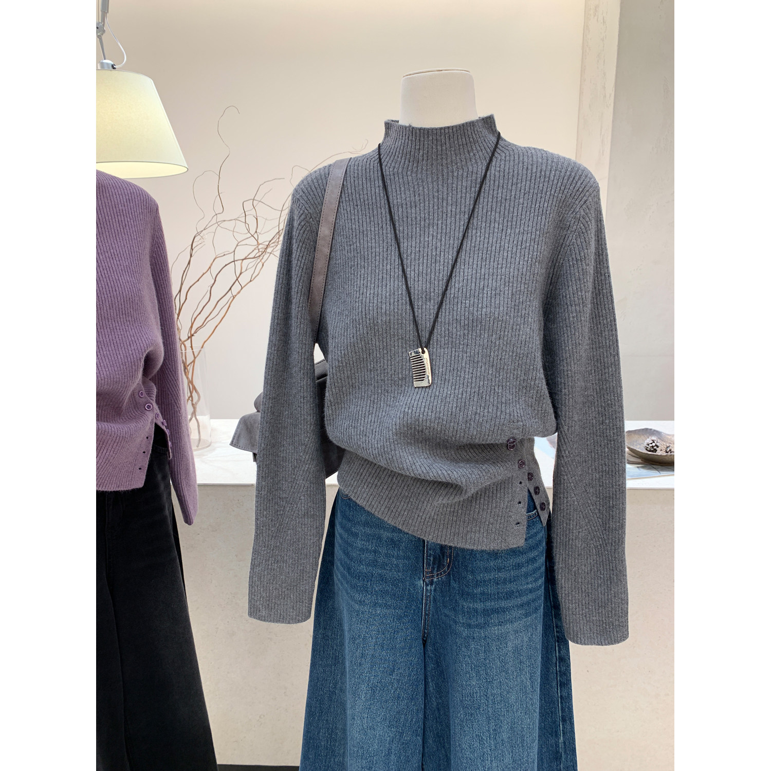 小哲 韩系简约坑条半高领长袖针织衫女秋冬高级感修身显瘦打底衫,淘宝优惠券,粉丝福利购,淘宝优惠卷