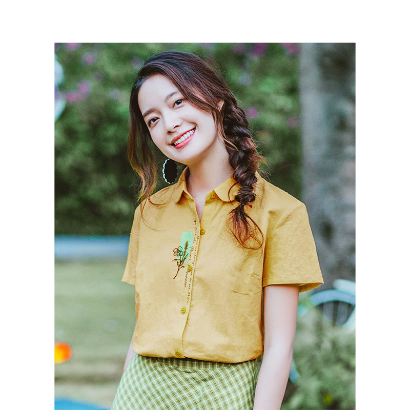 茵曼旗舰店绣花棉麻短袖娃娃领衬衫 茵曼筱茵衬衫