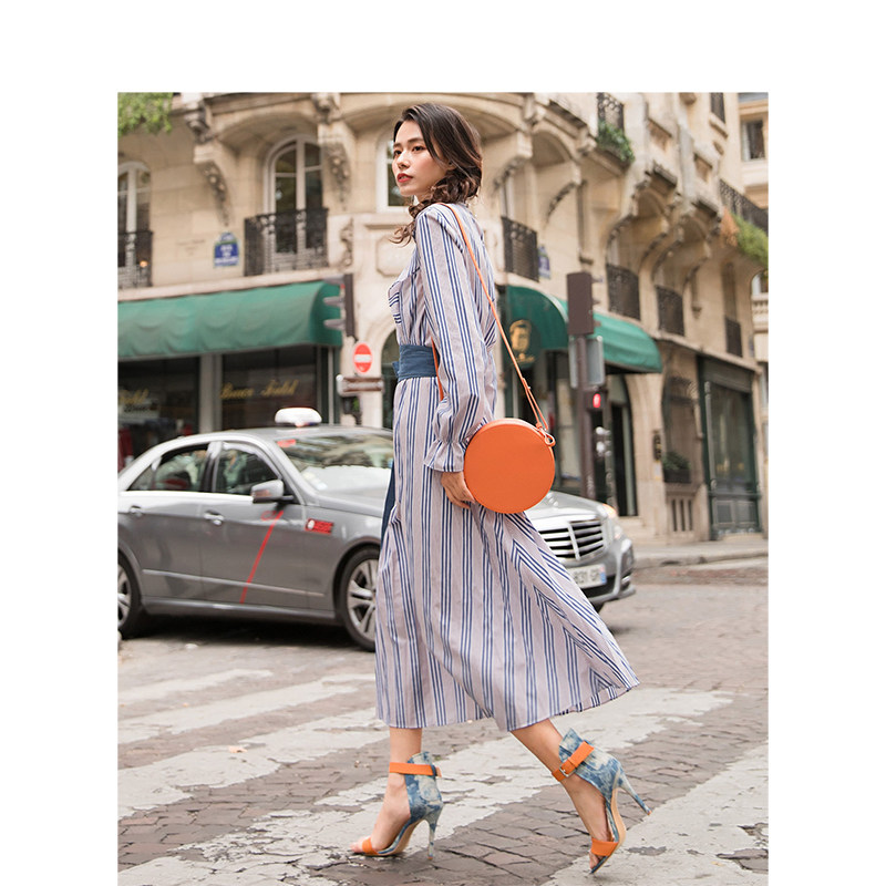  茵曼翰飞连衣裙