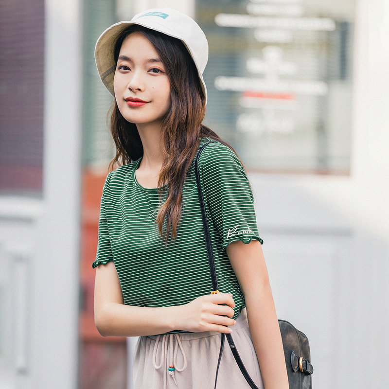 茵曼旗舰店休闲大u领口t桖t恤 茵曼翰飞T恤