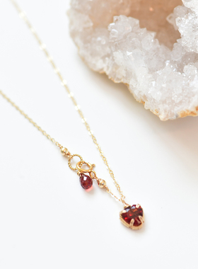 三合一草1月生辰石石榴锁骨链