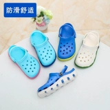 Детские модные тапочки в стиле Crocs, нескользящие мюли для мальчиков, мужские тапочки, пляжная пляжная обувь, удобная обувь, мягкая подошва, подходят для подростков, семейный стиль