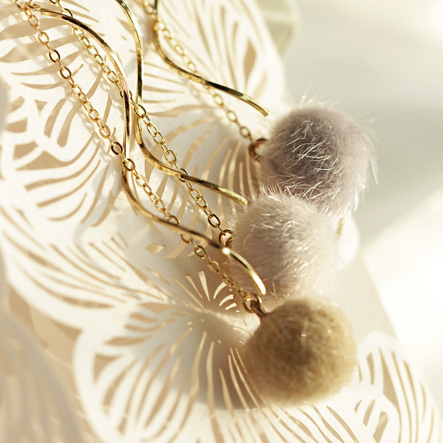 原创 冬季毛毛球925纯银针耳环长款显脸瘦女耳环无耳洞蚊香盘耳夹,淘宝优惠券,粉丝福利购,淘宝优惠卷