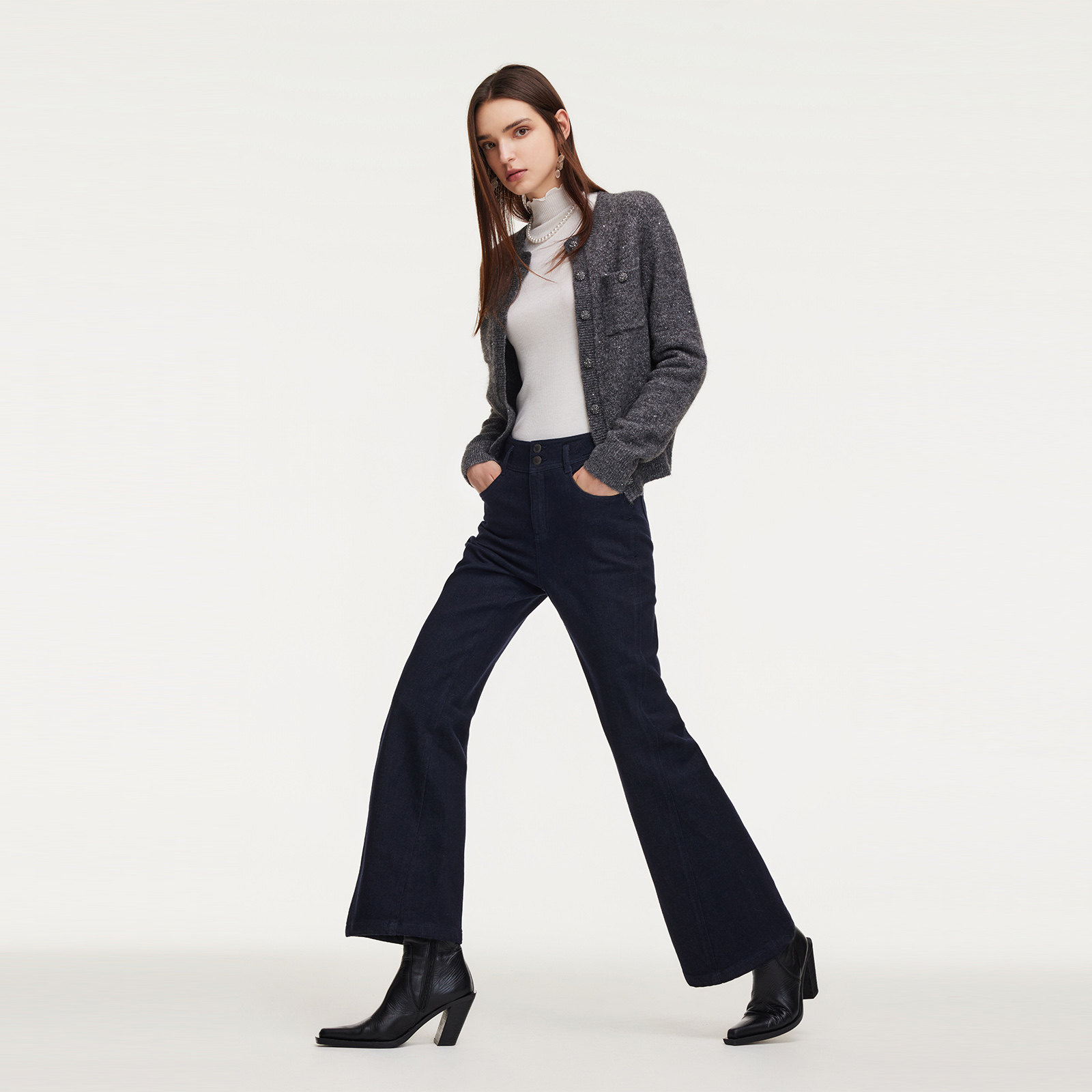 首降5折|歌莉娅牛仔裤女秋冬2025新款通勤微喇裤子高腰休闲长裤,淘宝优惠券,粉丝福利购,淘宝优惠卷