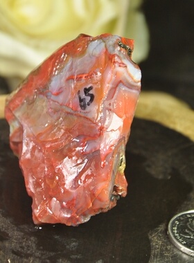 天然北票战国红红缟玛瑙摆件