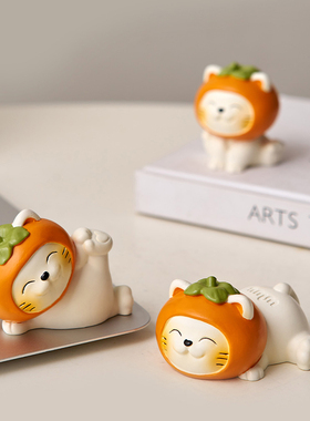 热销柿柿如意招财猫小摆件创意可爱治愈办公室桌面工位车载车内装