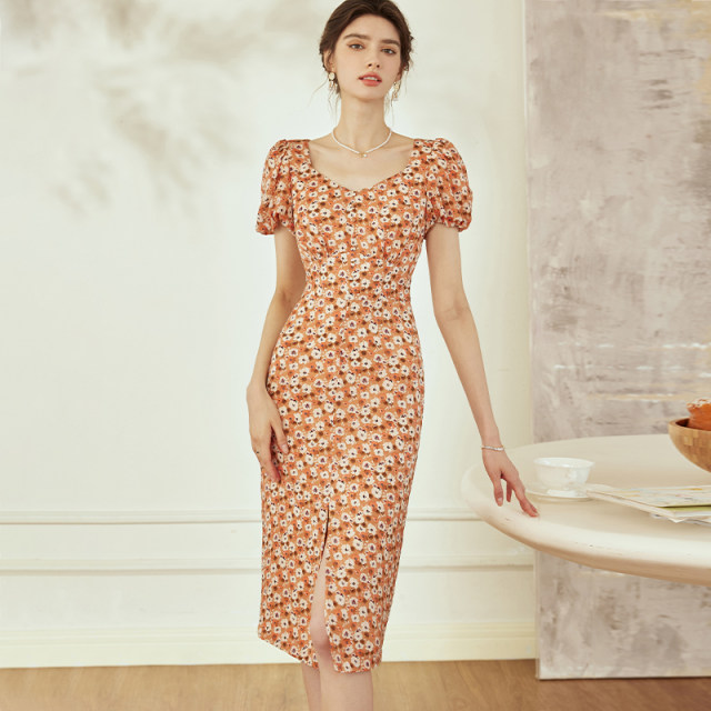 Luo Yi Elegant Floral Slit Dress