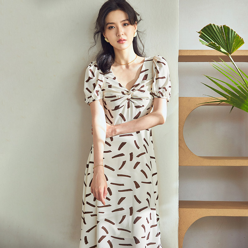 罗衣淑女印花泡泡袖连衣裙2025夏装新款花色褶皱大摆中长裙04275,淘宝优惠券,粉丝福利购,淘宝优惠卷