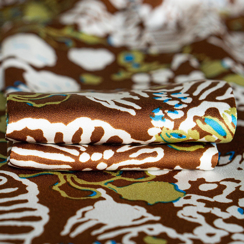 罗衣复古系带领缎面泡泡袖连衣裙女春气质收腰显瘦印花裙子08509,淘宝优惠券,粉丝福利购,淘宝优惠卷