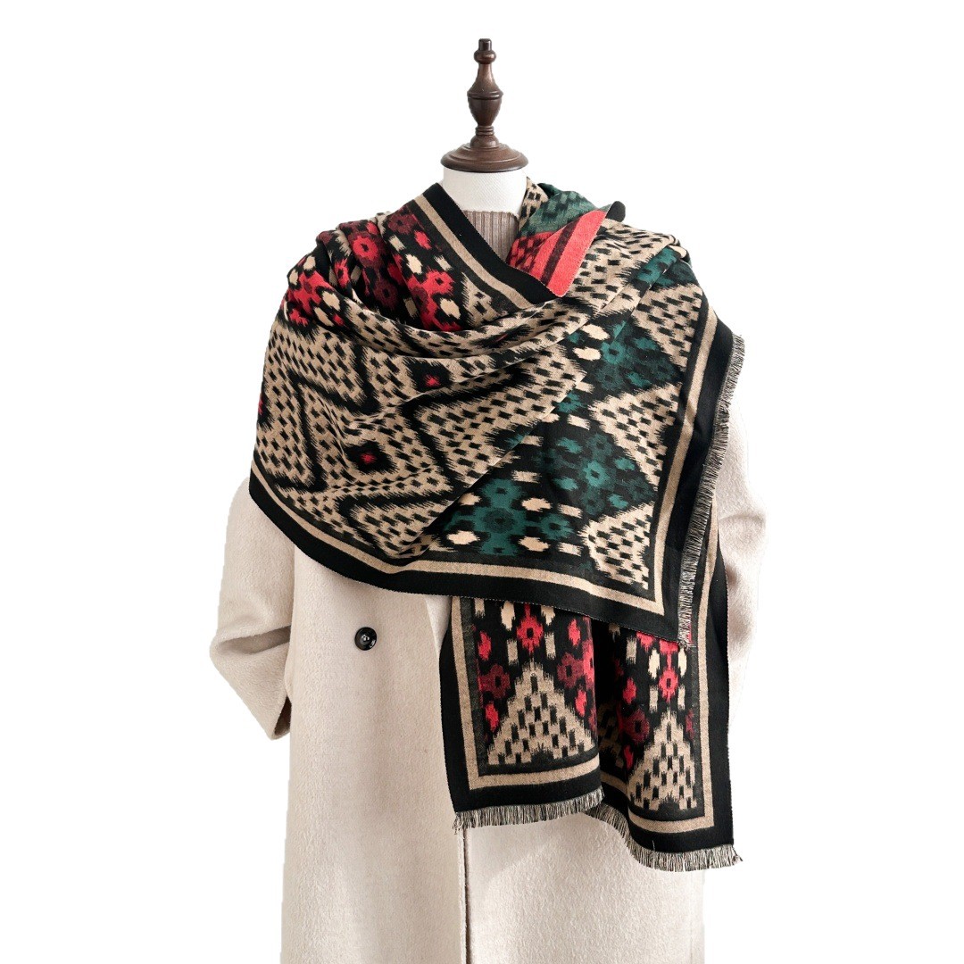 冬季新款仿羊绒围巾女高级感百搭保暖披肩外搭加厚双面 - 图3