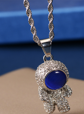 太空人项链毛衣链吊坠可爱情侣颈链时装链情侣外出度假潮人小众潮