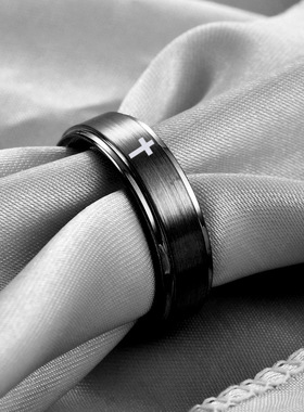 简约钨钢6MM激光镭射刻十字架钨钢戒指情侣对戒指防剐蹭钨金戒指