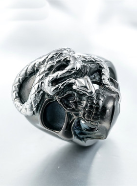 时尚钛钢男款戒指 欧美朋克黑色系蛇骷髅头钛钢戒指潮男指环