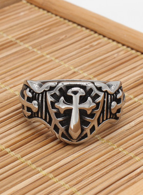 时尚钛钢男款戒指 特色欧美复古十字架盾牌钛钢戒指嘻哈潮男指环