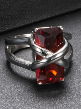 时尚钛钢戒指 欧美ins时尚潮流交叉红色宝石戒指 钛钢戒指指环