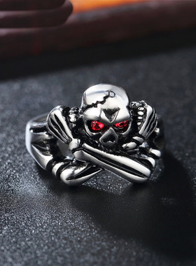 时尚钛钢男款戒指 个性复古霸气超酷红眼骷髅头钛钢戒指潮男指环