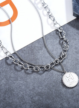 时尚钛钢项链 欧美ins网红简约圆牌字母双层短款锁骨链钛钢项链