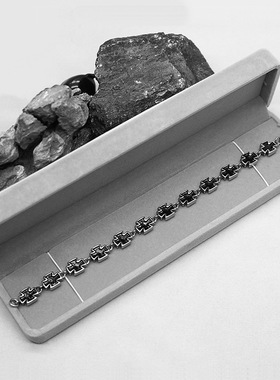 时尚钛钢手链 欧美复古朋克十字花钛钢手链 嘻哈小十字架钛钢手链