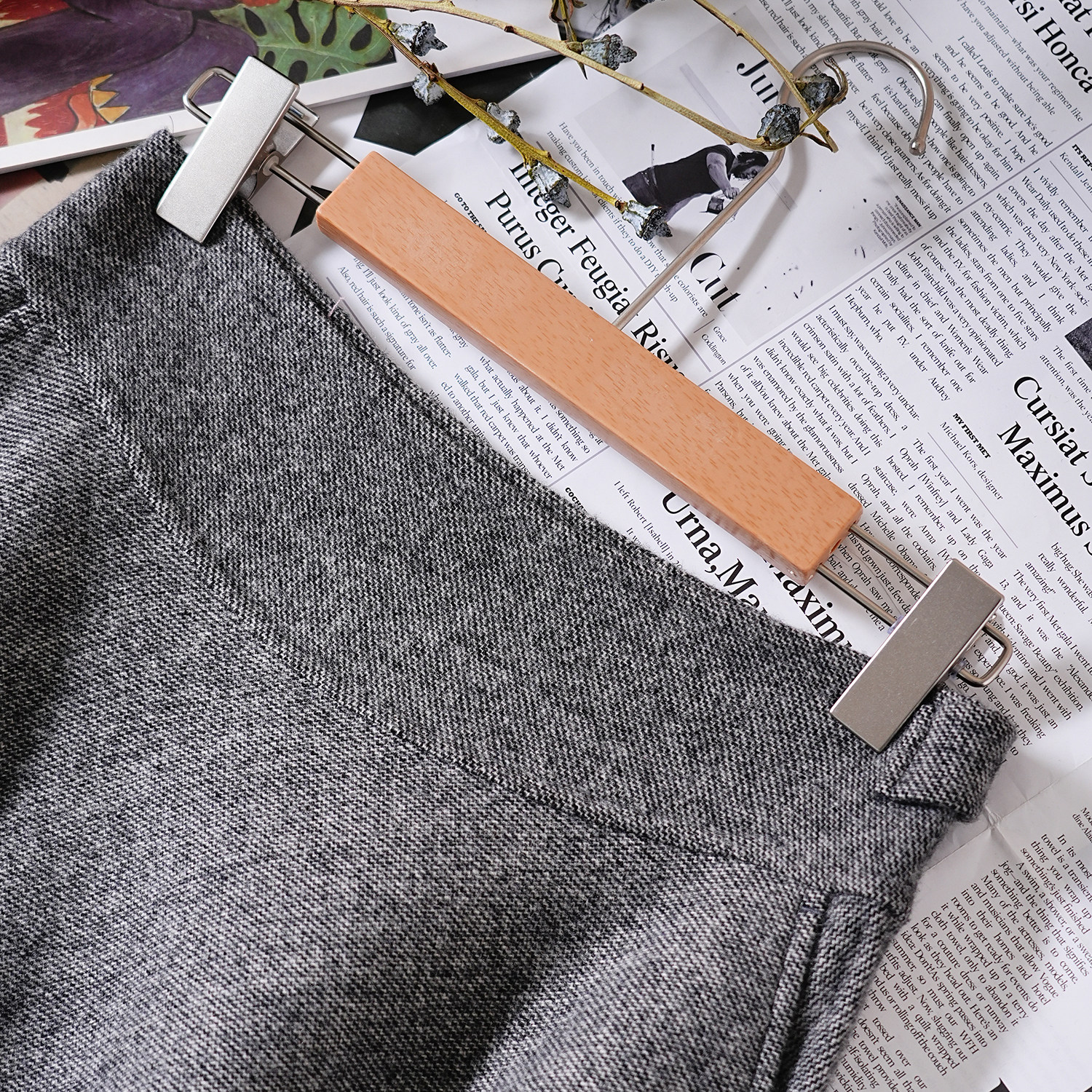 YongLeap柜品早春新品中古洋装！精纺羊毛西装正肩外套+高腰伞裙 - 图3