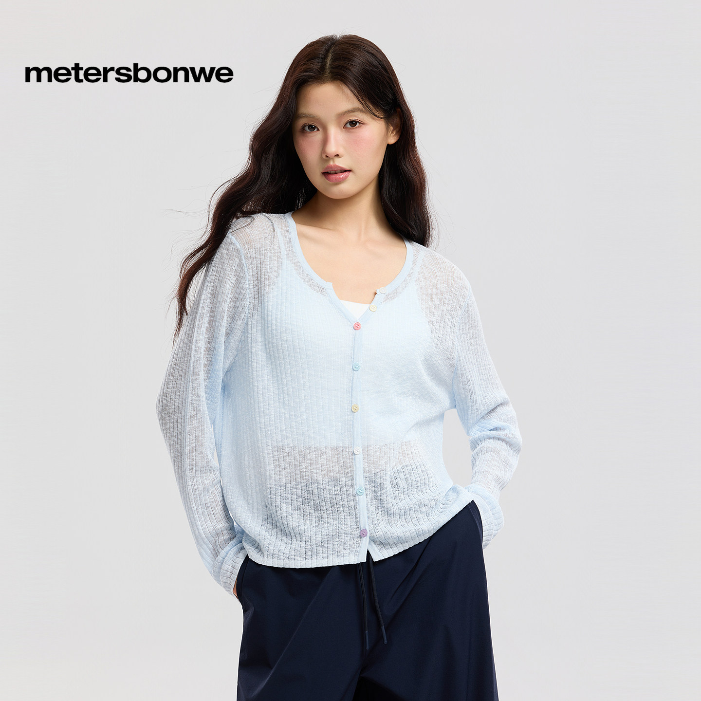 美特斯邦威开衫女2026夏季新款潮流休闲圆领纯色薄款简约长袖衫 斯美实拍商品图