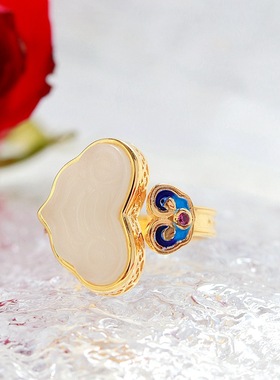 时尚925纯银戒指镶天然和田玉