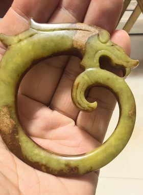 古玩收藏仿古玉老玉岫玉石雕带皮龙吊坠玉牌子