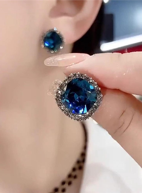 奥特莱斯折扣店撤柜蓝色水晶耳钉