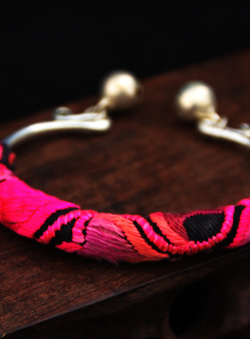 苗族云南开口铃铛复古百搭手链