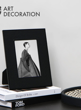 亚克力轻奢风客厅书房