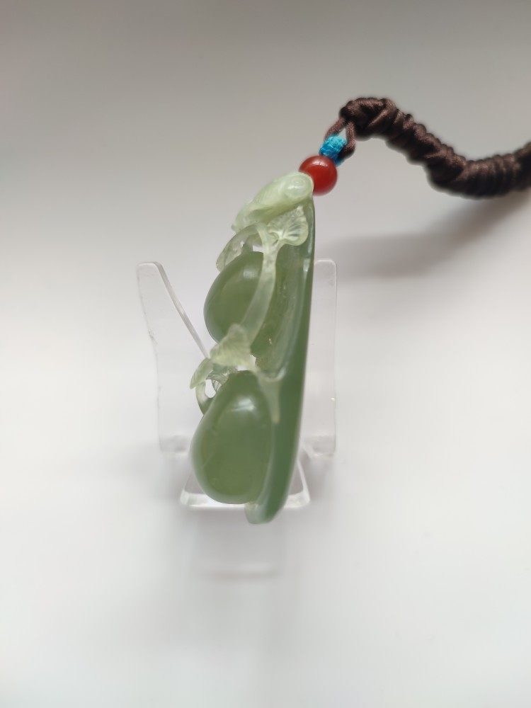 天然玉石岫玉绿料苹果平平安安挂件吊坠颈饰鉴定师藏品,淘宝优惠券,粉丝福利购,淘宝优惠卷