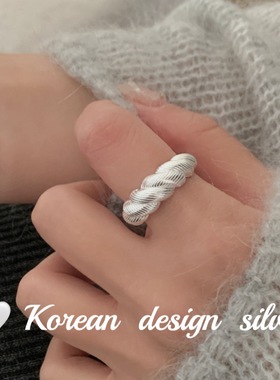 韩系复古风轻奢亮银饰品 S925纯银条纹牛角包戒指小众高级感叠戴