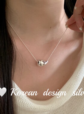 2025年韩国秋冬新款小众设计 S925纯银简约重工立体水滴项链高级