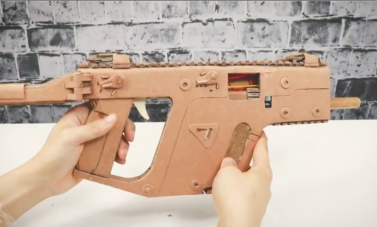 KRISS Vector冲锋枪手工瓦楞纸板枪成品制作枪模型图纸教程非实物 - 图0