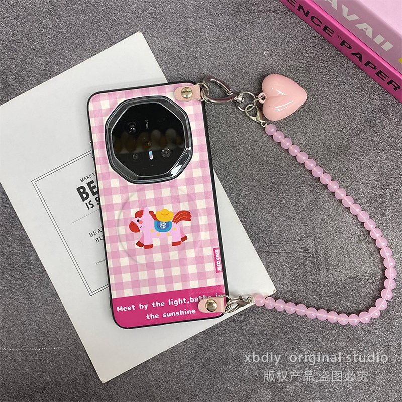 粉毛绒元宝马磁吸支架全包防摔适用于华为mate60非凡大师手机壳mate80pro保护套MATE70RS保时捷高级感外壳,淘宝优惠券,粉丝福利购,淘宝优惠卷